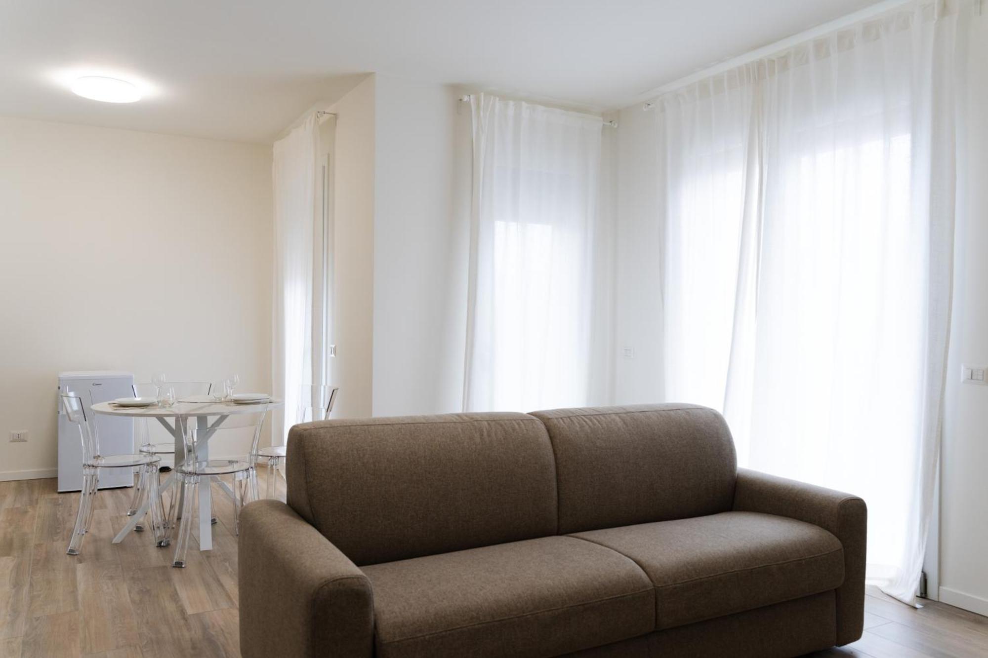 Comforthome Fiera Cornaredo Exteriér fotografie